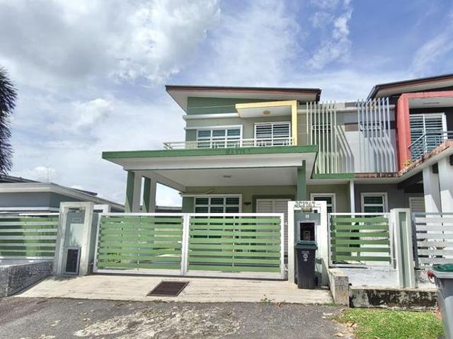 Residential House for sale in Malaka
