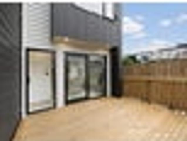 Townhouse for sale in Balmoral