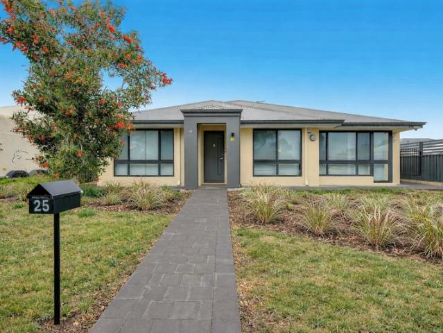 House for sale in Parklands, Western Australia