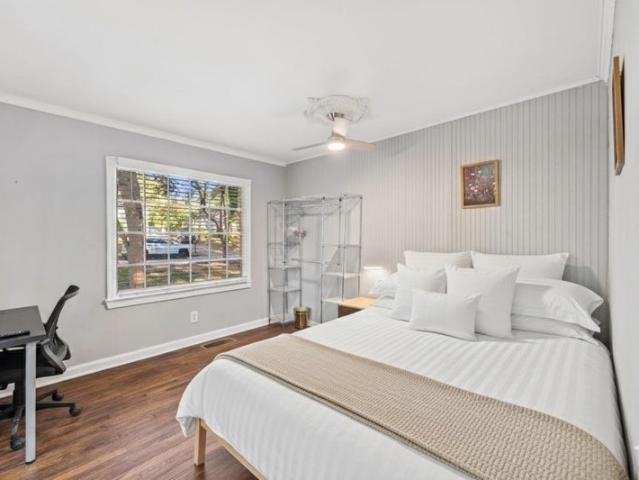 Room for rent in East Point, Georgia