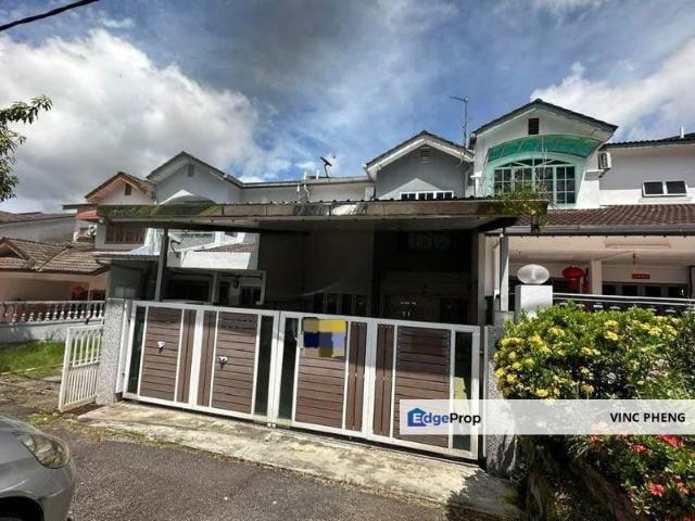 House for rent in Malaka