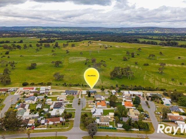 House for sale in Pinjarra, Shire of Murray