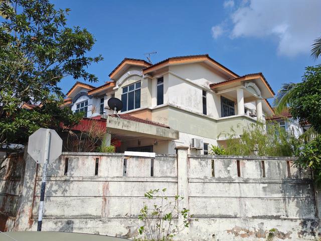 Terraced House for sale in Ulu Tiram, Johor