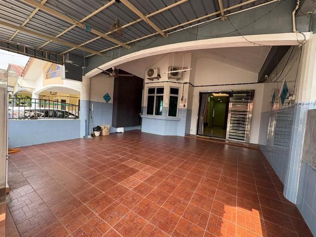 Terraced House for sale in Ulu Tiram, Johor