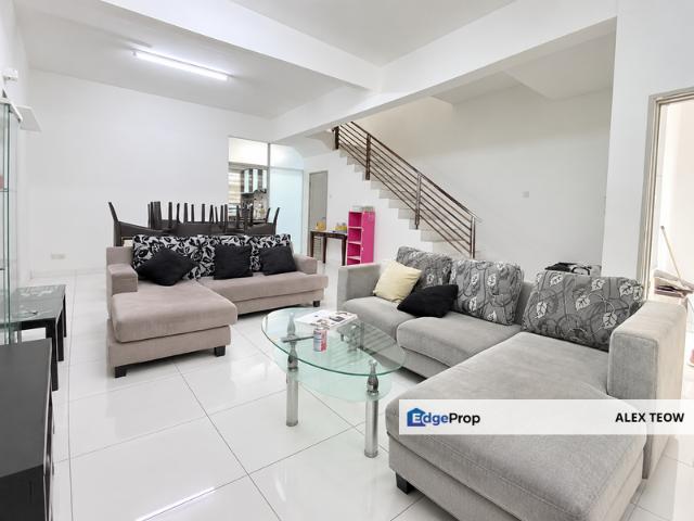 House for sale in Ulu Tiram, Johor