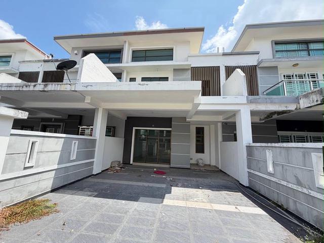 Terraced House for sale in Ulu Tiram, Johor Bahru