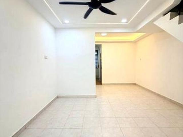 Terraced House for sale in Ulu Tiram, Johor