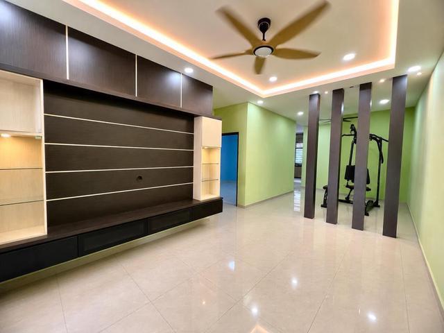 Terraced House for sale in Ulu Tiram, Johor