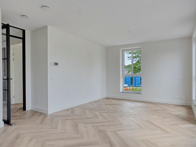 Appartement te huur in Huizen, Noord Holland