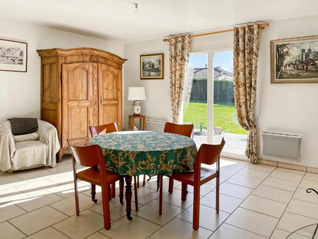 Maison vente à Gourdon, Bétaille