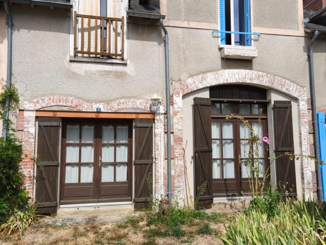 Maison vente à Aubusson, Bétête