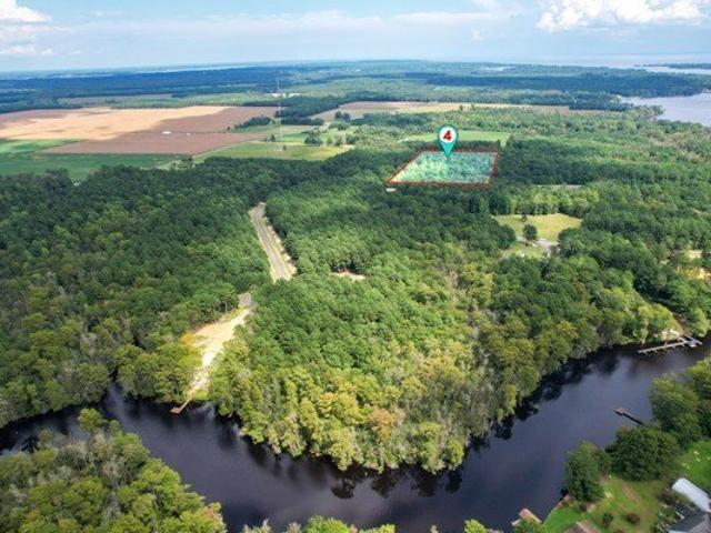 Land for sale in Hertford