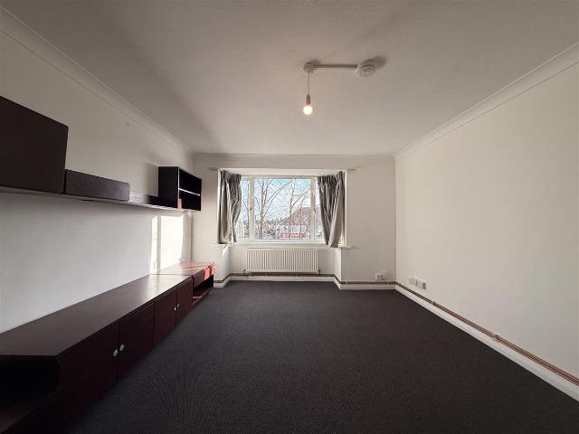 Apartment for rent in London Borough of Hounslow, Greater London