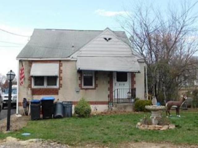 House for sale in Aston, Pennsylvania