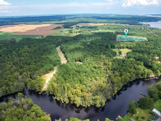 Land for sale in Hertford