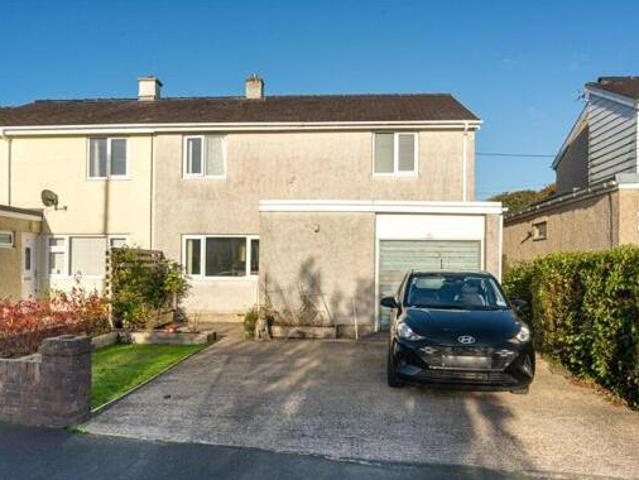 House for sale in Caernarfon, Wales