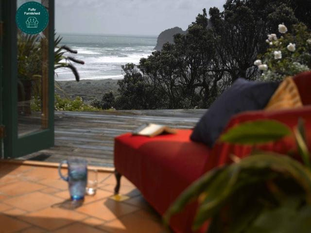 House for rent in Oratia, Oroua County