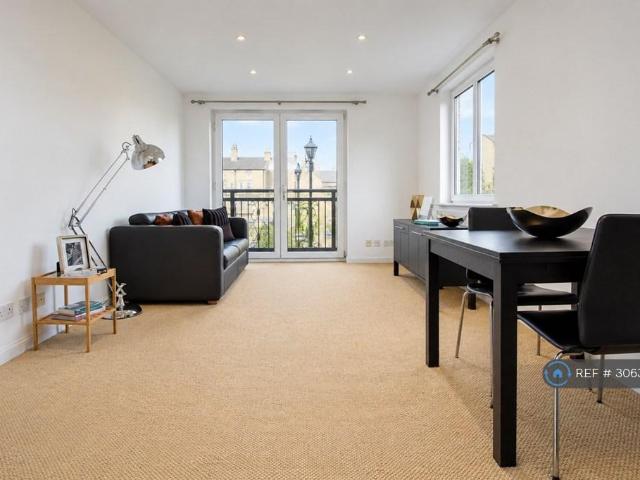 Apartment for rent in London Borough of Tower Hamlets, Greater London