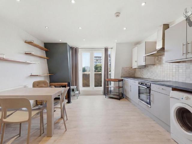 Apartment for rent in Whitechapel, Greater London
