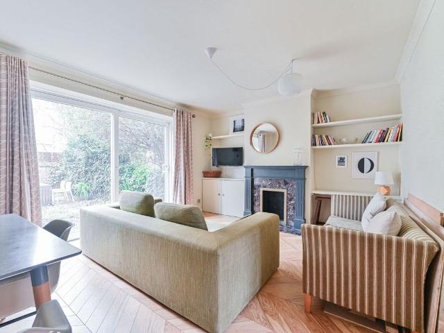 House for rent in Camberwell, Greater London