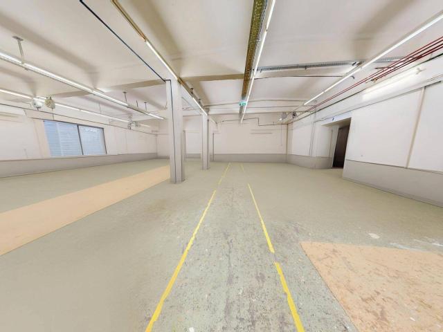 Gewerbe mieten in Völs, Tirol