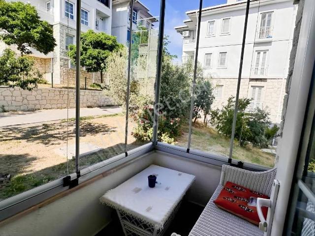 Çeşme, İzmir içerisinde kiralık mülk