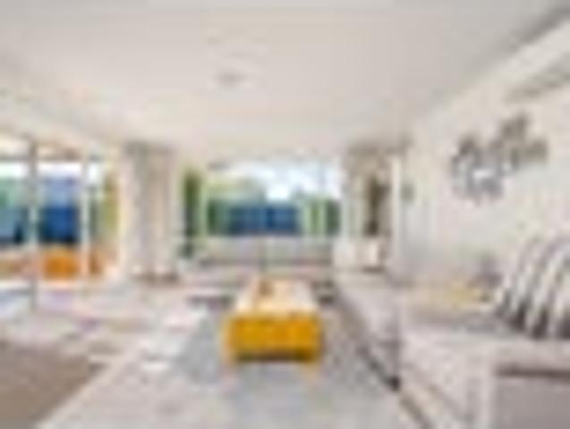 House for sale in Chaslands, Canterbury