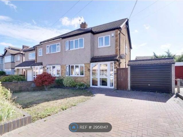 House for rent in South Hornchurch, Greater London