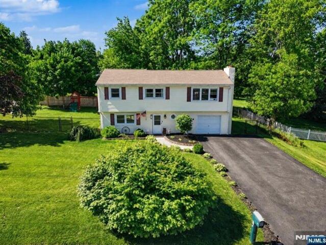 House for sale in Ogdensburg, New Jersey