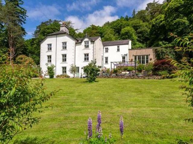 House for sale in Caernarfon, Wales