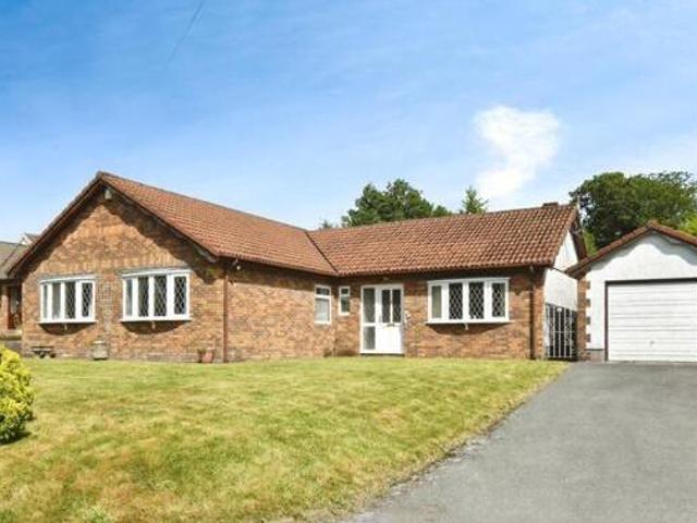 House for sale in Ammanford, Wales