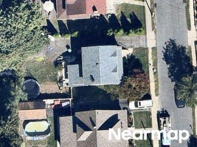 House for sale in Bergenfield, New Jersey