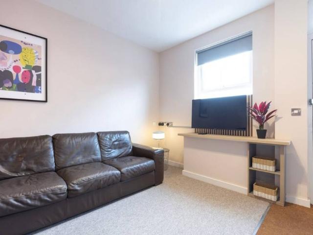 House for rent in Woodhouse, West Yorkshire