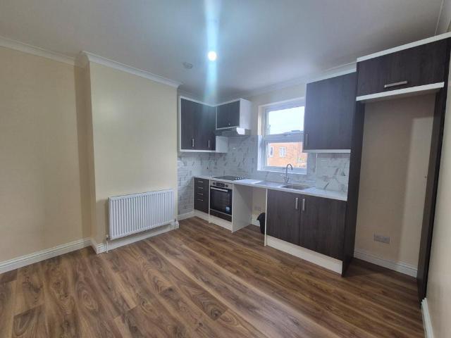Apartment for rent in London Borough of Croydon, Thornton Heath