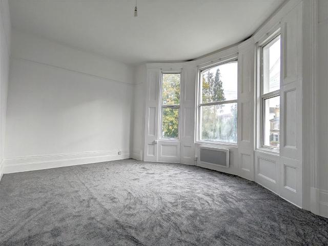 Studio for rent in Royal Tunbridge Wells, Tunbridge Wells