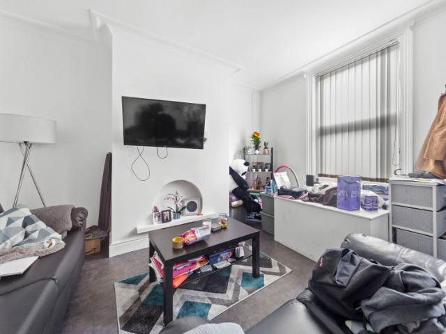 House for rent in Woodhouse, West Yorkshire