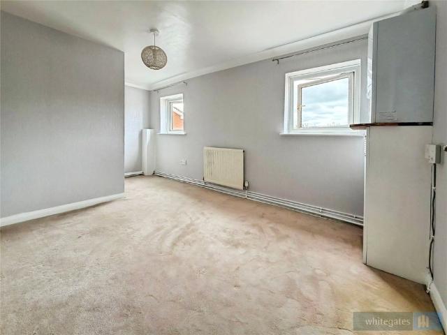House for rent in Calderstones
