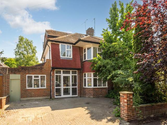 House for rent in London Borough of Merton, Raynes Park