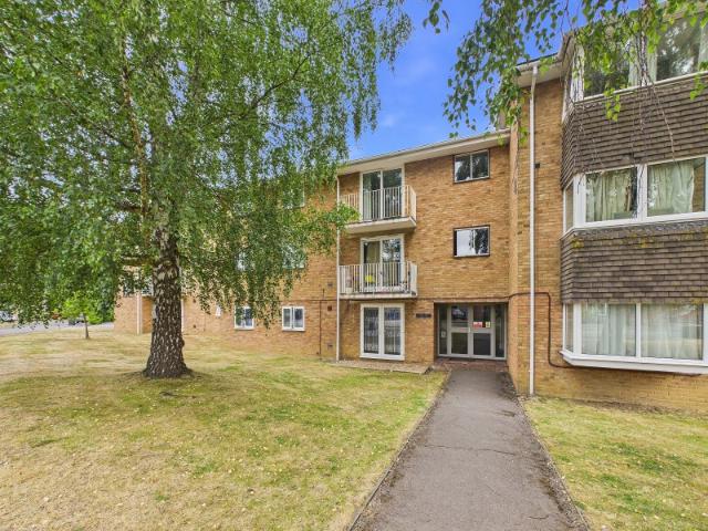 Apartment for rent in Sunningdale