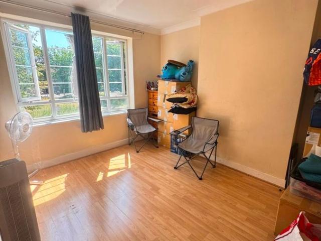 Apartment for rent in Kingsbury, Greater London