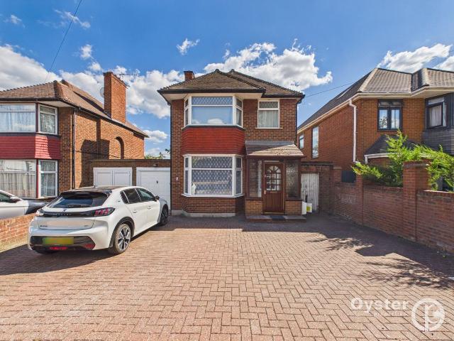 House for rent in Kingsbury, Greater London