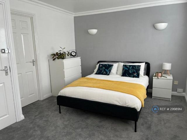 House for rent in Three Bridges, Glynde