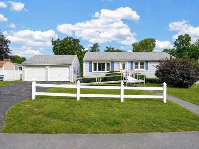 House for sale in Salem Depot, Salem