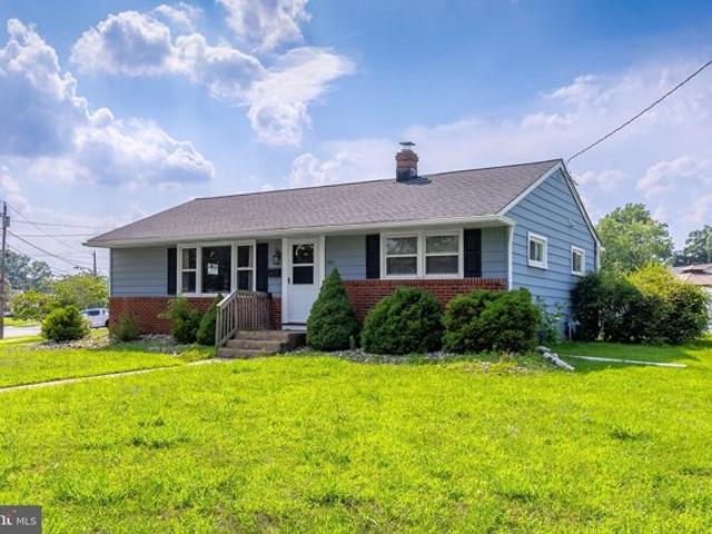 House for sale in Magnolia