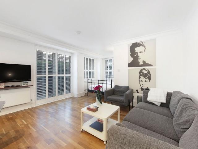 Studio for rent in St. John's Wood, Greater London