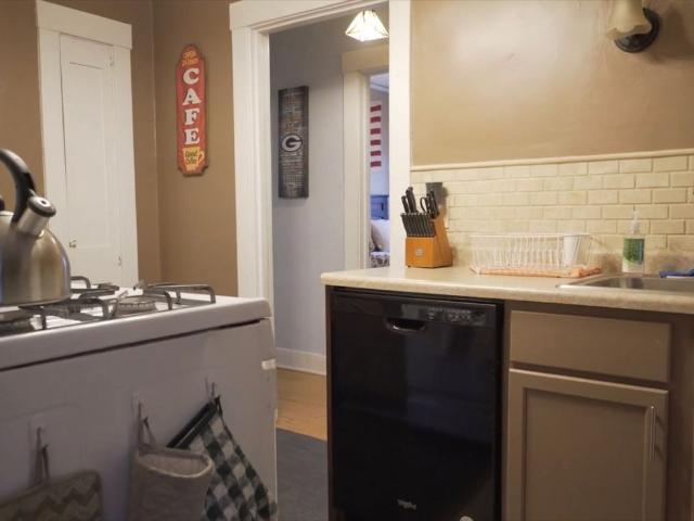 Apartment for rent in Shorewood