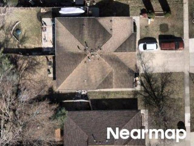 Townhouse for sale in Streamwood, Illinois