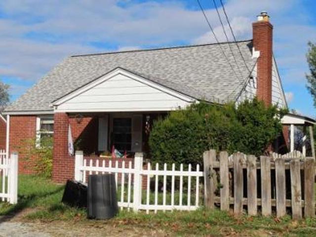 House for sale in Mckeesport