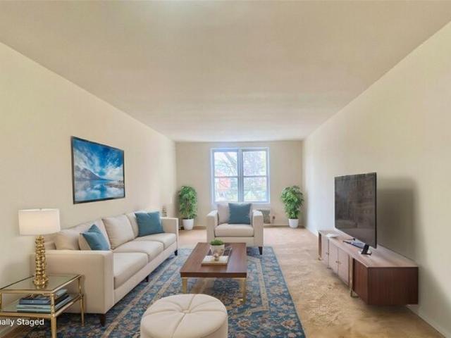 Condo for sale in Kew Gardens