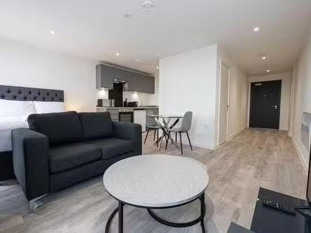 Apartment for rent in St George's Quarter / Cultural Quarter, Calderstones